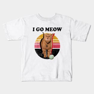 I Go Meow Funny Singing Cat Meme Kids T-Shirt